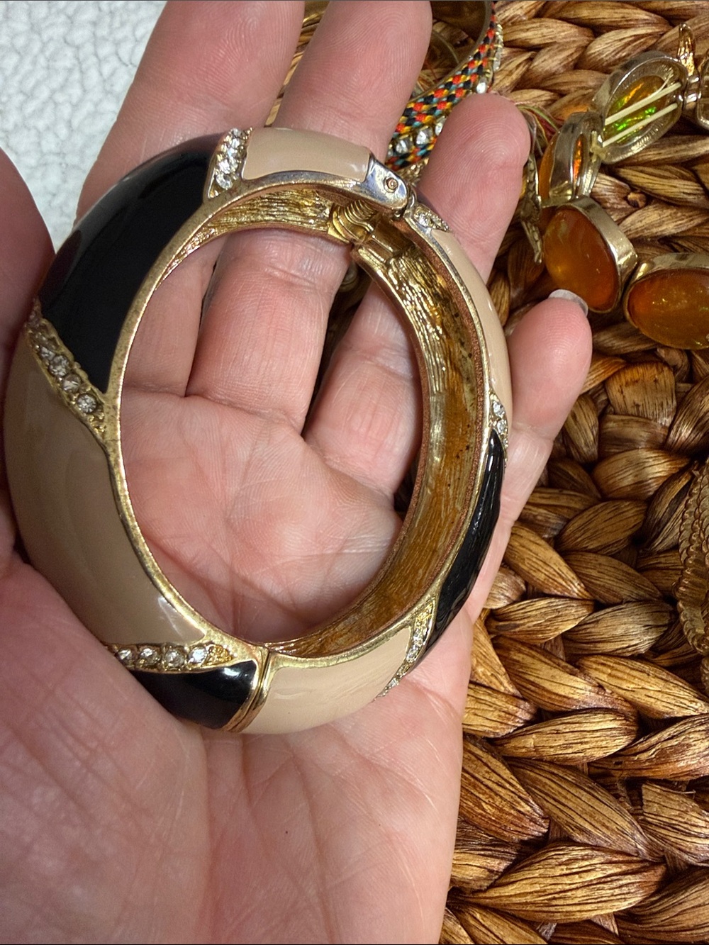 Mixed Gold-Tone, Beige-Black Multi-Accent Women’s Bangle Bracelet Bundle - Picture 6 of 14